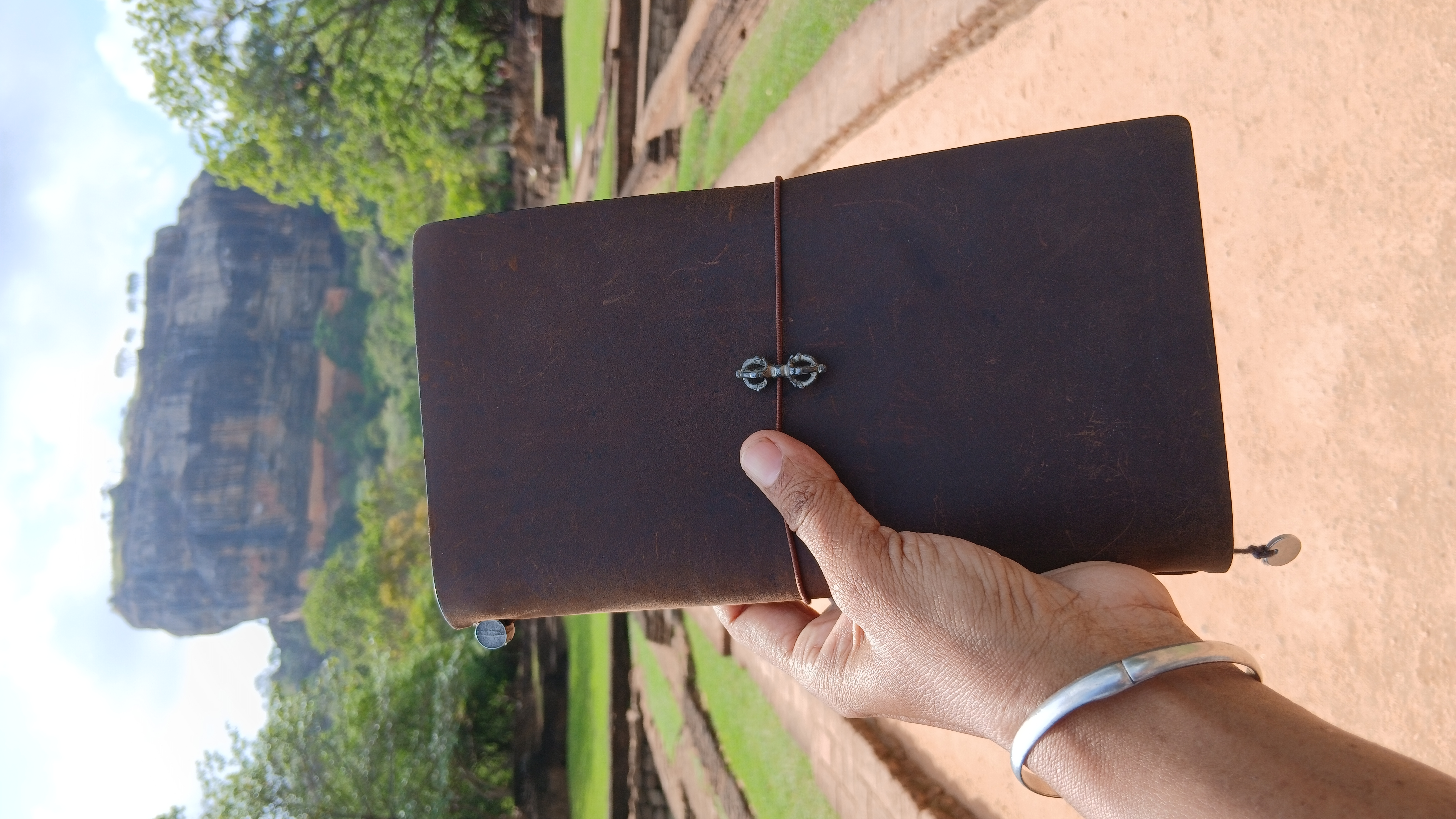 Things to do in Sri Lanka, Things to do in Colombo, Must try in Sri Lanka. Experiences in Colombo.